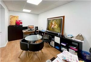 Bureaux à louer Paris 18 - Proche Porte de Saint-Ouen, accès PMR