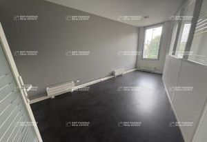 Vente bureau Nantes centre - Proche transports