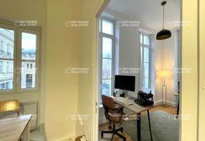Vente bureau Paris 1 - Proche métro Louvre-Rivoli et Châtelet