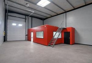 Location local d'activité Plaisance-du-Touch - Accès livraison plain-pied