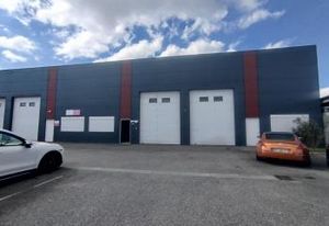 Location local d'activité Plaisance-du-Touch - Accès livraison plain-pied