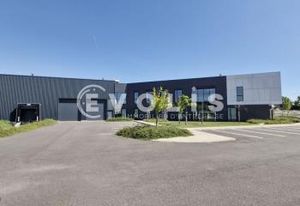 Bâtiment semi-indépendant à vendre Lisses - Proche A6 et N104