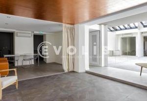 Location bureaux Paris 3 - Proche transports en commun