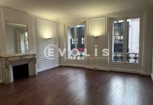 Location bureaux Paris 17 - Proche métro, RER, bus et autoroutes