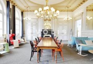 Bureaux modernes Paris 10 - Gare du Nord - Métro Gare de l'Est