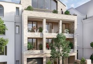 Terrain avec permis à vendre Saint-Cloud - accès A13 et transports en commun