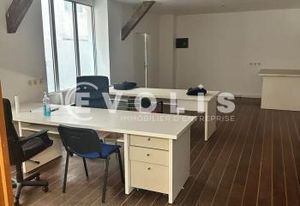 Location bureaux Paris 10 - Proche République, transports multiples