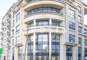 Bureaux modernes Neuilly-sur-Seine - Métro Les Sablons - Bus 43