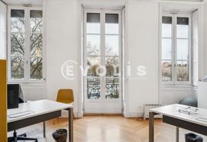 Vente bureaux duplex Lyon 1 - Métro Hôtel de Ville