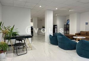 Location local commercial Paris 15 - Métros Volontaires & Convention