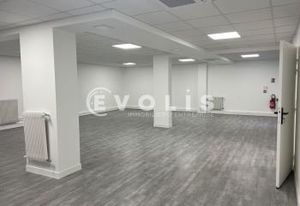 Location bureaux Paris 18 - Proche métro Jules Joffrin et tram T3b