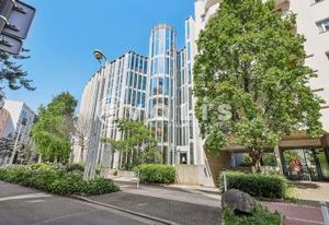 Location bureaux Montrouge - Proche Métro 4, T2, RER B et périphérique