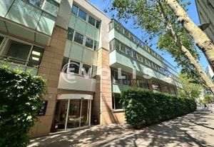 Location bureaux Malakoff - Métro 13 et périphérique Porte de Brancion