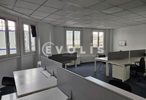 Bureaux à louer Montrouge - Proximité métro, RER et tram