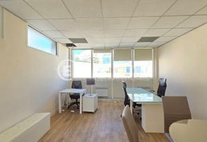 Location bureau Levallois-Perret - Vue Paris et transports variés