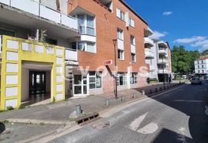 Bureaux vente/location Ivry-sur-Seine - RER, bus et Grand Paris Express