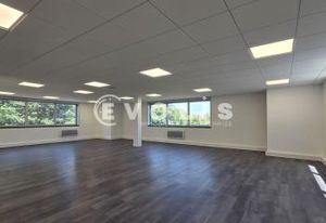Bureaux à louer Chevilly-Larue - Proche A6/A86 et bus