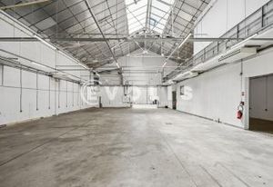 Location local activité Ivry-sur-Seine - Proche métro et bus