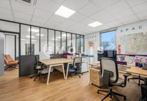 Vente bureaux Bron - Proche tram T5 et rocades