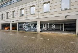 Vente bureaux Bron - Proche tram T5 et rocades