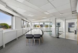 Bureaux à louer Suresnes - Tram T2, gare SNCF et bus