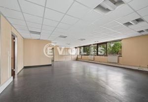 Location bureaux Cachan - Proche RER, bus et Grand Paris Express