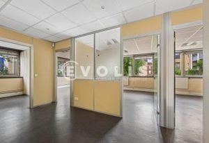 Location bureaux Cachan - Proche RER, bus et Grand Paris Express