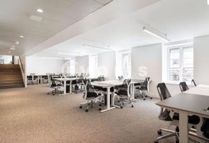 Bureaux privatifs haut standing Paris 9 - Métro Cadet - Square Montholon