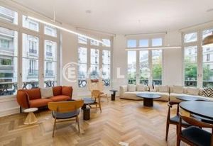 Bureaux privatifs Paris 11 - Métro République - Quartier animé