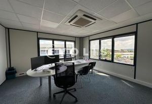 Location bureaux Limas - Proche autoroutes A6, A466, A46