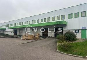 Local d'activité à louer Genas - 5 accès à quai