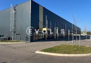 Location cellule d'activité Villefontaine - Proximité A43