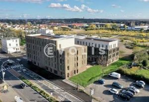 Terrain constructible Décines-Charpieu - Tram T3 et périphérique