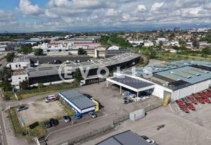 Local d'activité à louer Vénissieux - Proche A46 et A7