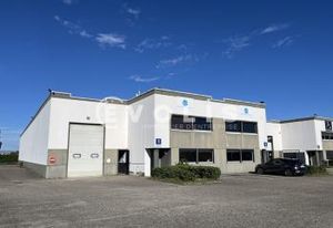 Location local d'activité Décines-Charpieu - Proche grands axes