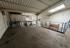 Local d'activité à vendre Meyzieu - Zone sécurisée proche axes