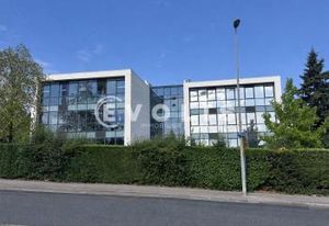 Location bureaux Bron - Tram T2/T5 et grands axes à proximité