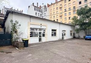 Location bureaux Lyon 6 - Plain-pied, parking privé et calme