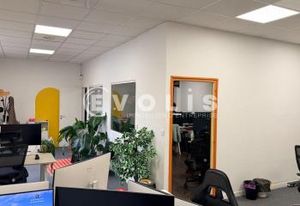 Location bureaux Lyon 6 - Plain-pied, parking privé et calme
