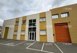 Location local d'activité Magny-les-Hameaux
