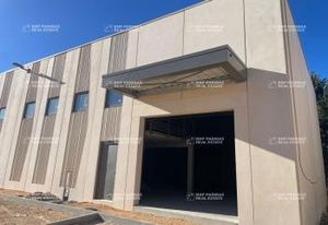 Bâtiment d'activité à vendre Les Pennes-Mirabeau - Zone dynamique