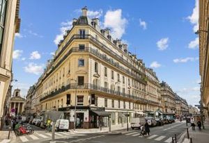 Location bureau Paris 9 - Proximité métro et transports