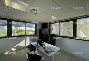 Bureau à vendre - 143 m²