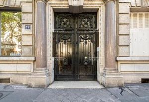 Location bureaux Paris 7 - Proche métro Sèvres-Babylone