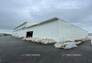 Locaux d'activités et bureaux à vendre Sauvagnon