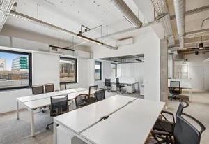 Location bureaux Saint-Ouen - Proche Paris, nombreux parkings