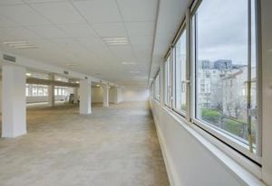 Location bureaux Issy-les-Moulineaux - Proche RER C et T2