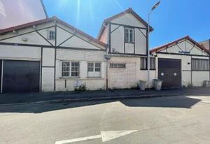 Vente local activité/bureaux Cachan