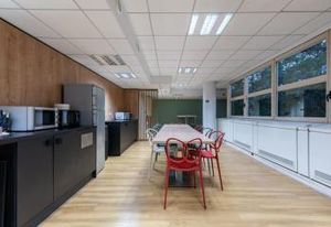 Location bureaux Levallois-Perret - Proche Quais de Seine et métro Pont de Levallois