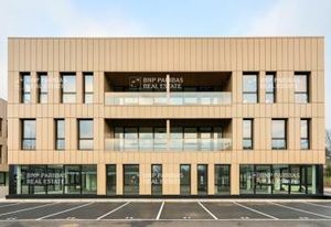 Location bureaux Limonest - Proche transports et axes routiers
